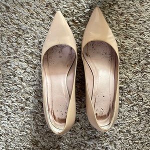 Well loved Kate spade kitten heel